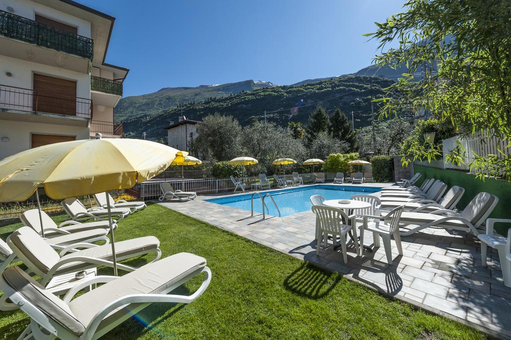 Hotel Garni Ischia Malcesine Bagian luar foto